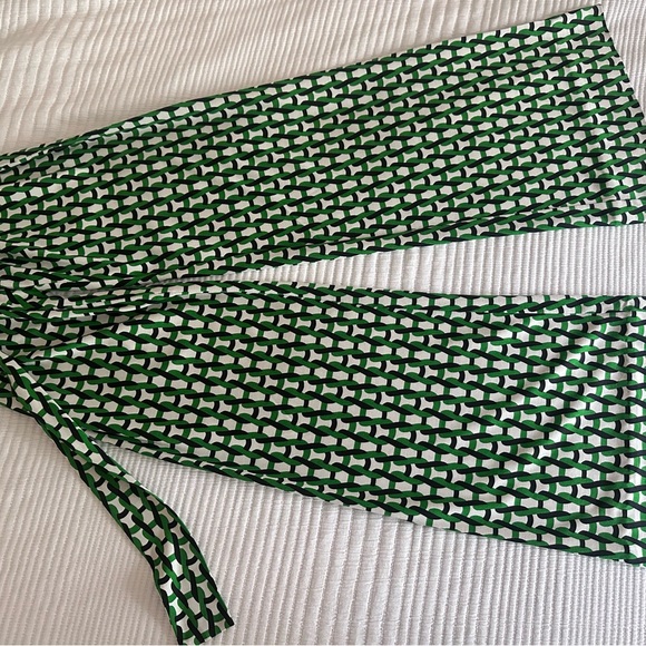 Diane von Furstenberg jump suit - Picture 5 of 6